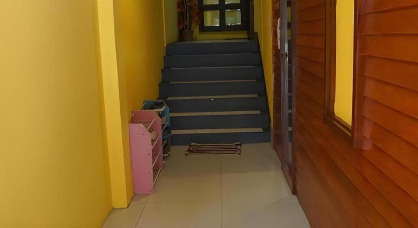 Hotel Oyo 730 Meedee 2*
